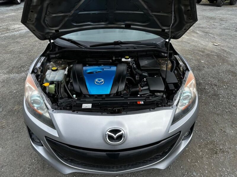 2012 Mazda 3 GS-SKY