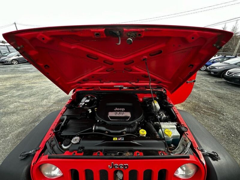 2013 Jeep Wrangler Sport 4WD